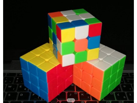 3X3 Stickerless kocka (kao rubikova kocka)