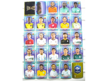 70 sličica `World Cup 2022 Qatar` (Plave)