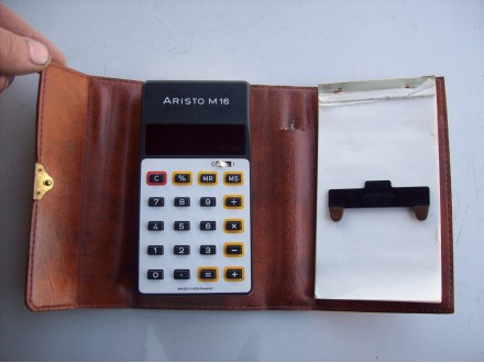 ARISTO M16 retro digitron + kozna futrola sa beleznicom