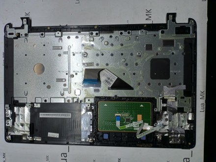 Acer E1-522 Palmrest i tastatura