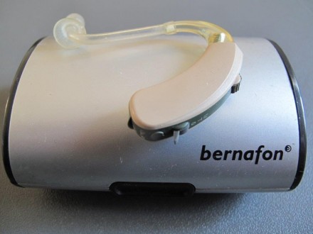 BERNAFON  F112 - polovan digitalni slušni aparat