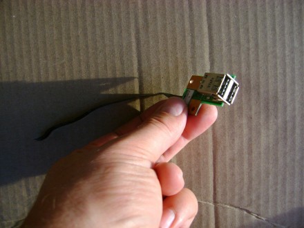 Bocni USB konektori za FS Amilo Li 1718