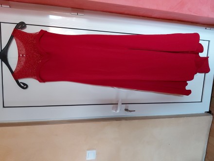 Crvena elegantna haljina