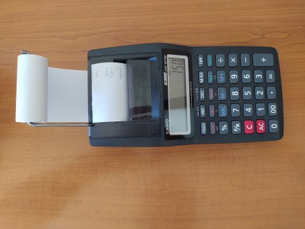 Digitron / Kalkulator sa trakom Casio HR-8TM