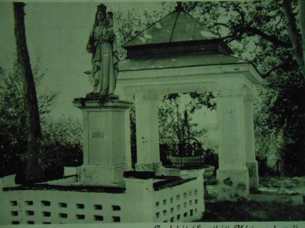 Doroszló Csodakút(Szentkúti Mária szoborral)Doroslovo/X