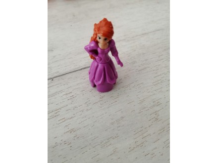 Kinder figurica - Princeza VU156