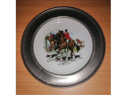 Konjske trke nemački zidni tanjir kalaj i porcelan