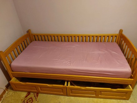 Krevet samac sa fiokama od parene bukve+dušek