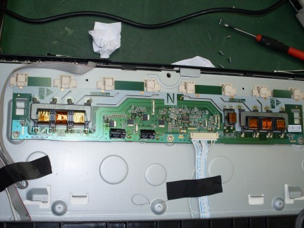 LCD - Inverter Quadro 32AB15 - SSI320_4UN01