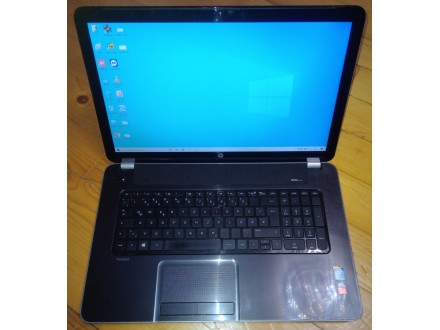 Laptop HP 17-e/i5-4200M/4gb ddr3/graf 1gb ddr3/ssd