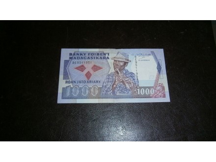 MADAGASCAR 1000 FRANCS XF