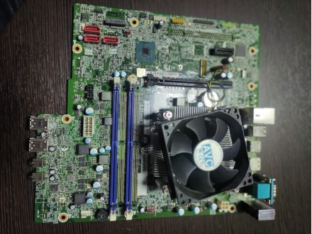 Maticna ploca Lenovo + procesor G4560 3.5Hz