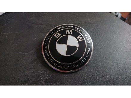 NOVO BMW znak 82mm M KITH CRNI F i 1 serija 3 rupe