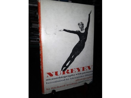 NUREYEV: An Autobiography with pictures