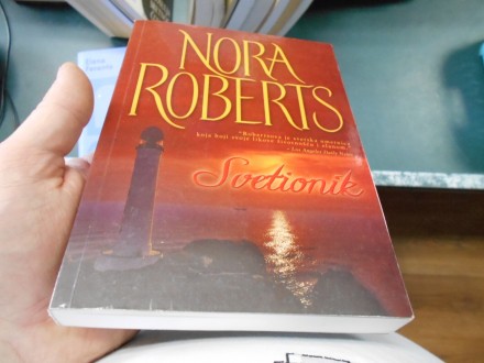 Nora Roberts - Svetionik