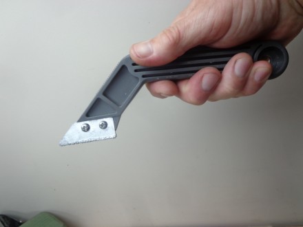 Nož za skidanje Fugne Keramičkih Pločica-