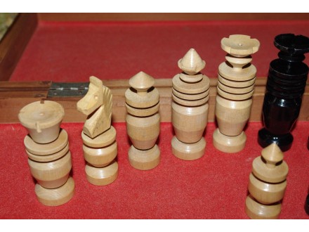 Šahovske figure - drvene
