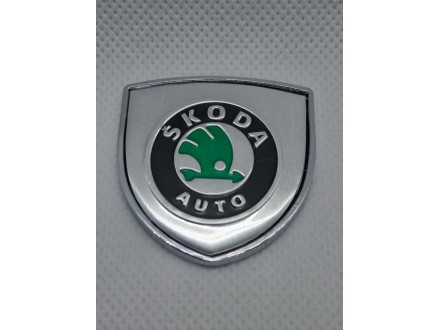 Samolepljivi metalni stiker za automobil - ŠKODA