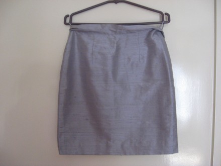 Siva suknja od Šantung svile- NOVO !!!