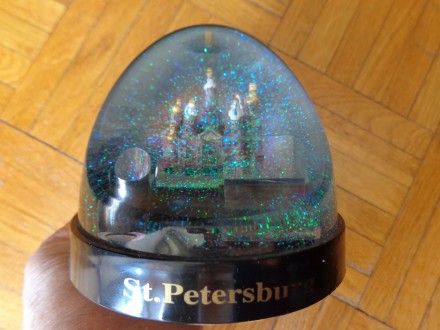St. Petersburg, snezna kugla