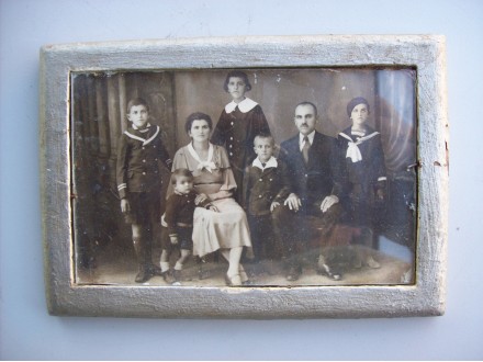Stara slika - porodica