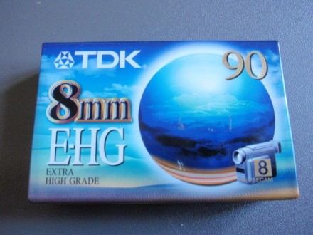 TDK  E-HG90 - nekorišćena video kaseta 8mm