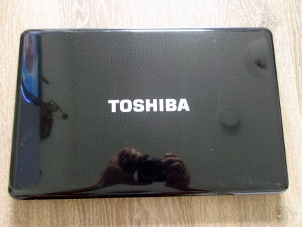 Toshiba Satellite L670 L675 L670D kuciste ekrana