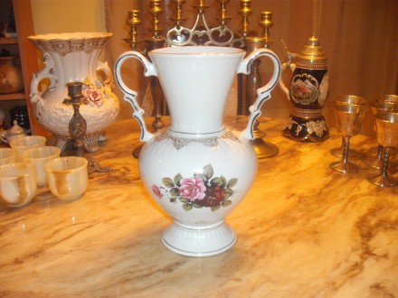 Vaza porcelanska, veoma očuvana