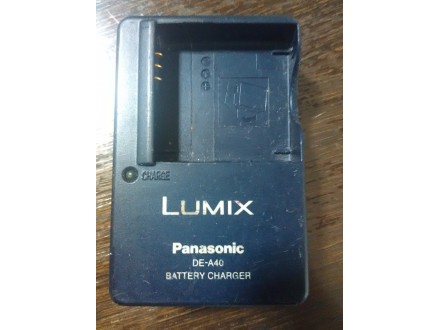 lumix punjac baterija de-a40a ispravan kao sa slika