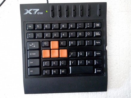 A4Tech X7 G100 Gejmerska Pro Tastatura