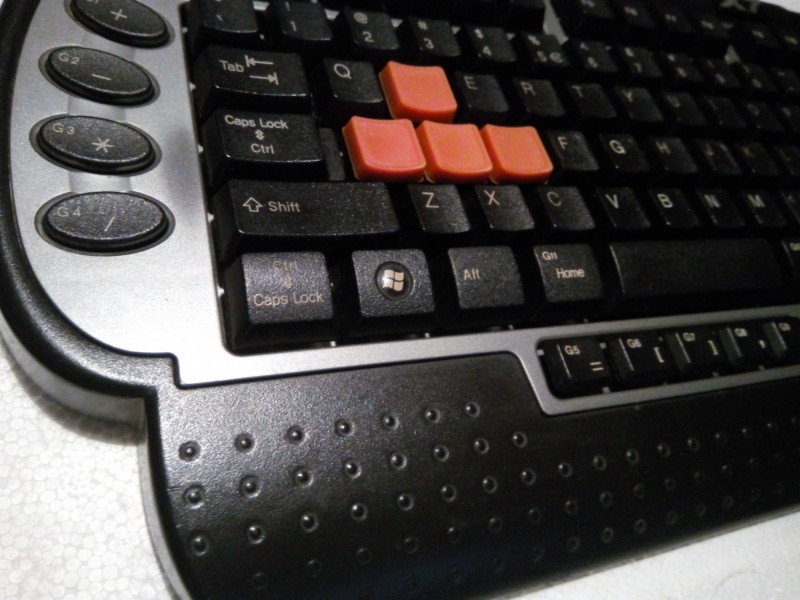 A4Tech X7 G800 Gejmerska Tastatura