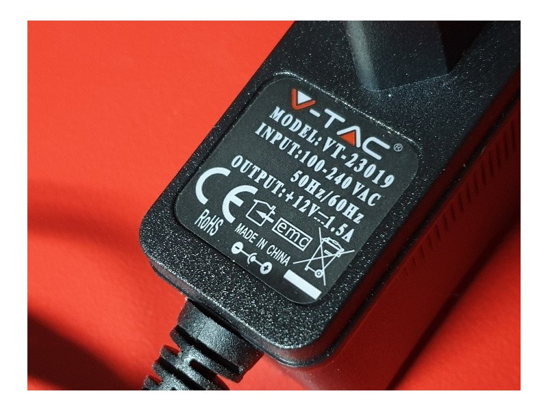 AC adapter TAC model VT 23019 +12V 1.5A