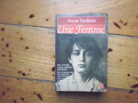 ANNE DELBEE - UNE FEMME