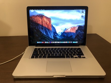 APPLE MacBook Pro A1286 - 15`