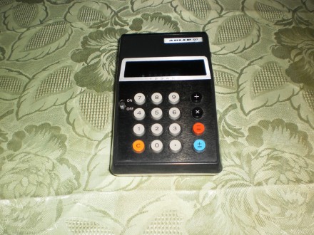 Adler 60 - kalkulator iz 1972 godine - Made in Japan
