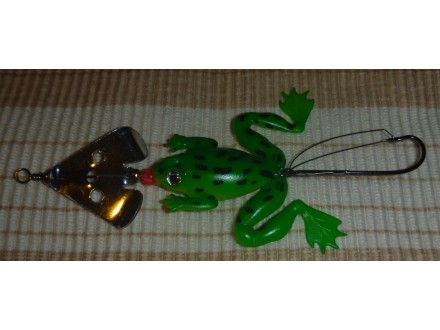 Alpha fish Spin Frog 8cm 6g - green-yellow spiner