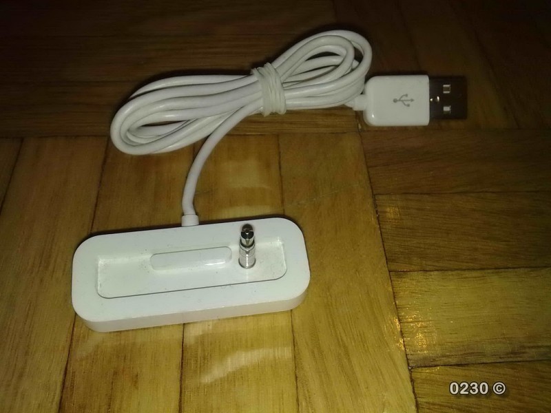 Apple IPod Shuffle USB punjac