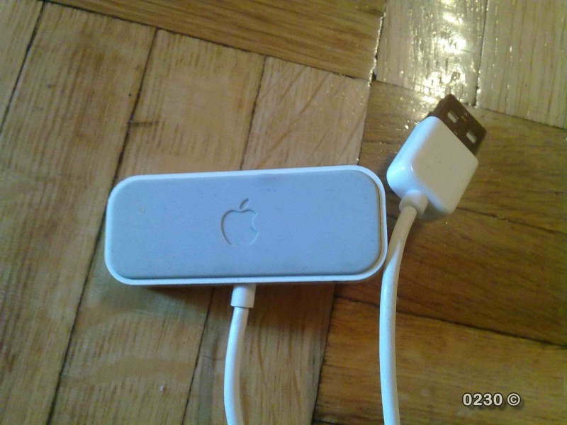Apple IPod Shuffle USB punjac
