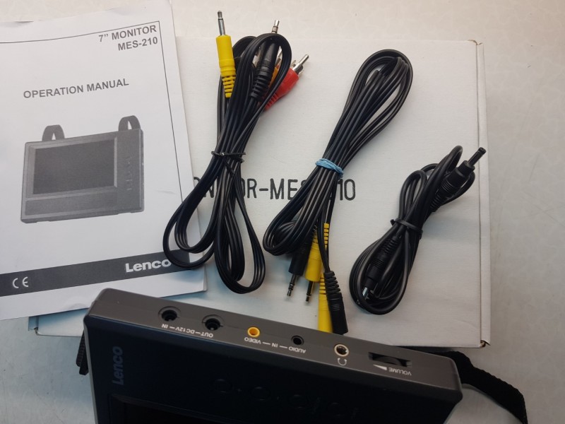 Auto monitor 7inch LENCO MES-210