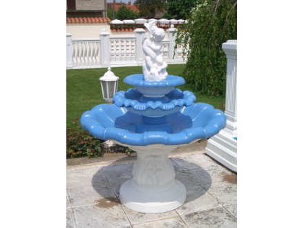Betonska fontana za baštu