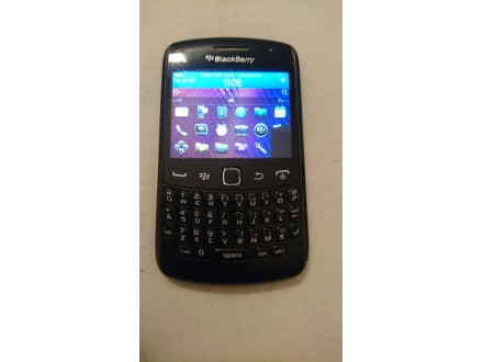 Bleckberry 9360 odličan klasičan mobilni telefon
