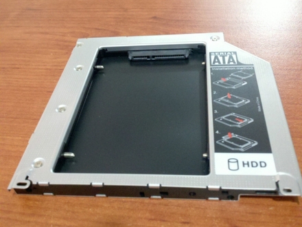 CADDY, univerzalna fioka za HDD/SSD (9.5mm SATA - SATA)