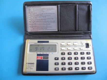 CASIO ML-85 stari kalkulator i sat sa muzikom