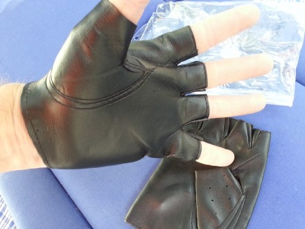 Crne rukavice XL - Novo