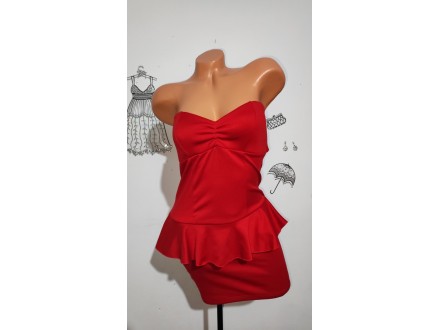 Crvena top haljina
