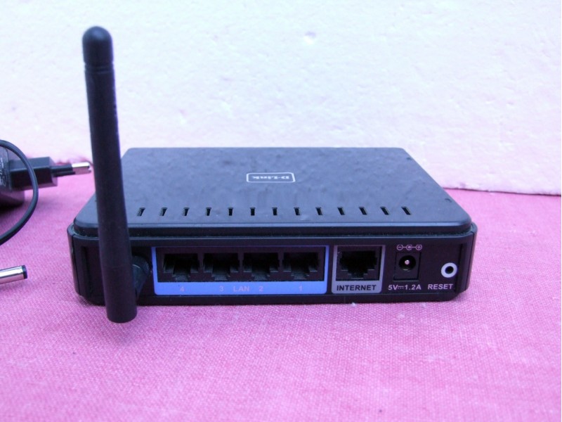 D-Link DIR-300 WiFi ruter + adapter + GARANCIJA!