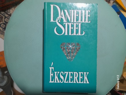 Danielle Steel Ékszerek