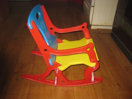 Dečija stolica na ljuljanje