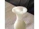 Divna mlečno bela vaza od alabastera slika 2