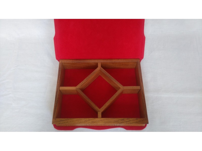 Drvene kutije za nakit, kožni povez, 5 pregrada